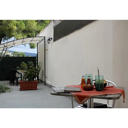 Апартаменты House Basilico *